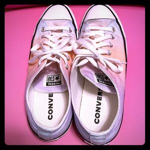 EUC tye dye converse